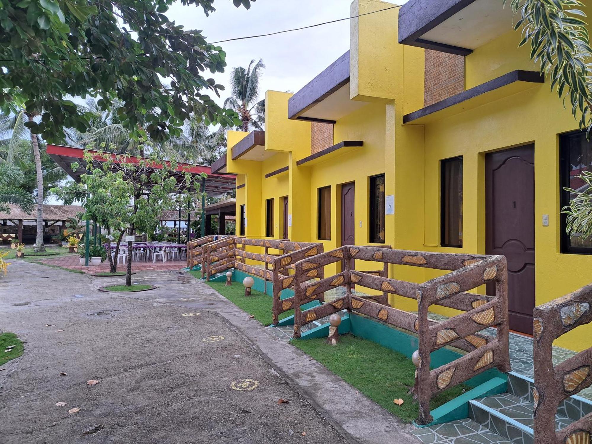 Lagnason'S Place Oslob Ngoại thất bức ảnh